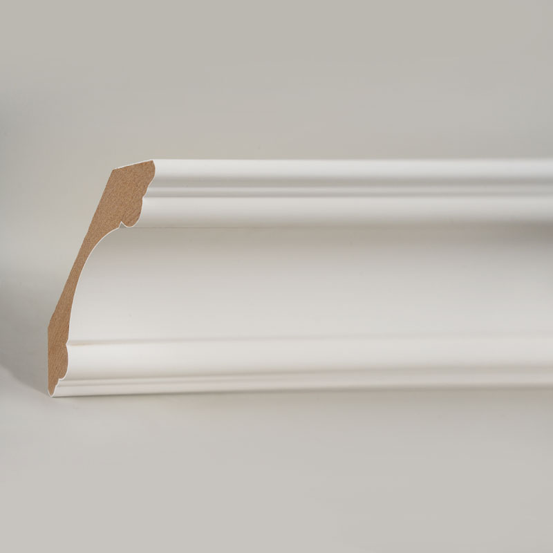 MDF korunková lišta (plniaci základný náter a perleťová biela) 3/4' x 3 3/8'